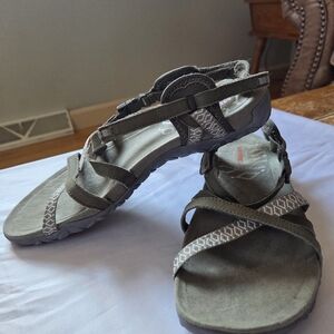 Merrell Women's Dark Green Strappy Sandals